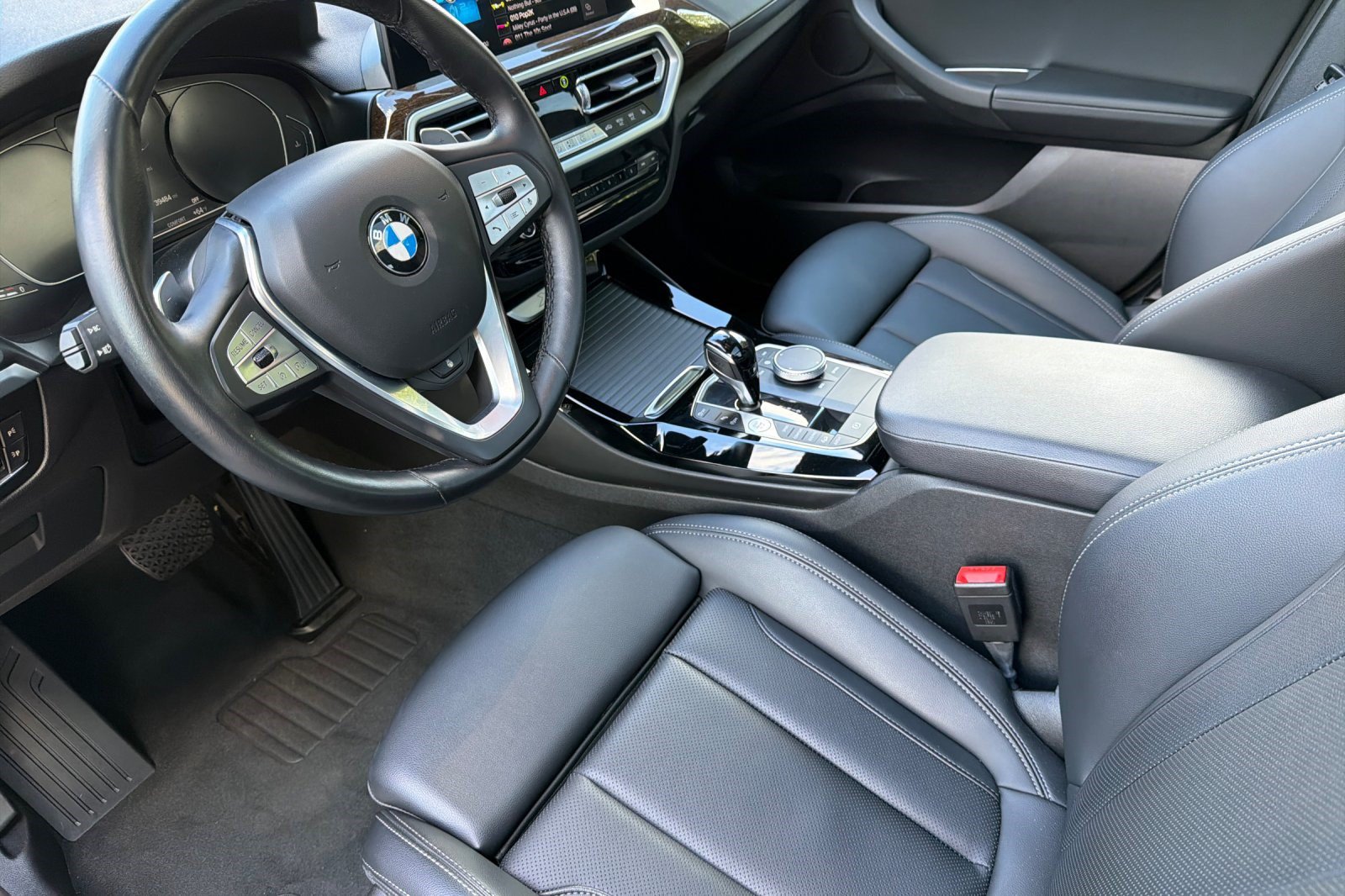 Used 2022 BMW X3 xDrive30i w/ Convenience Package AWD/4WD image 11