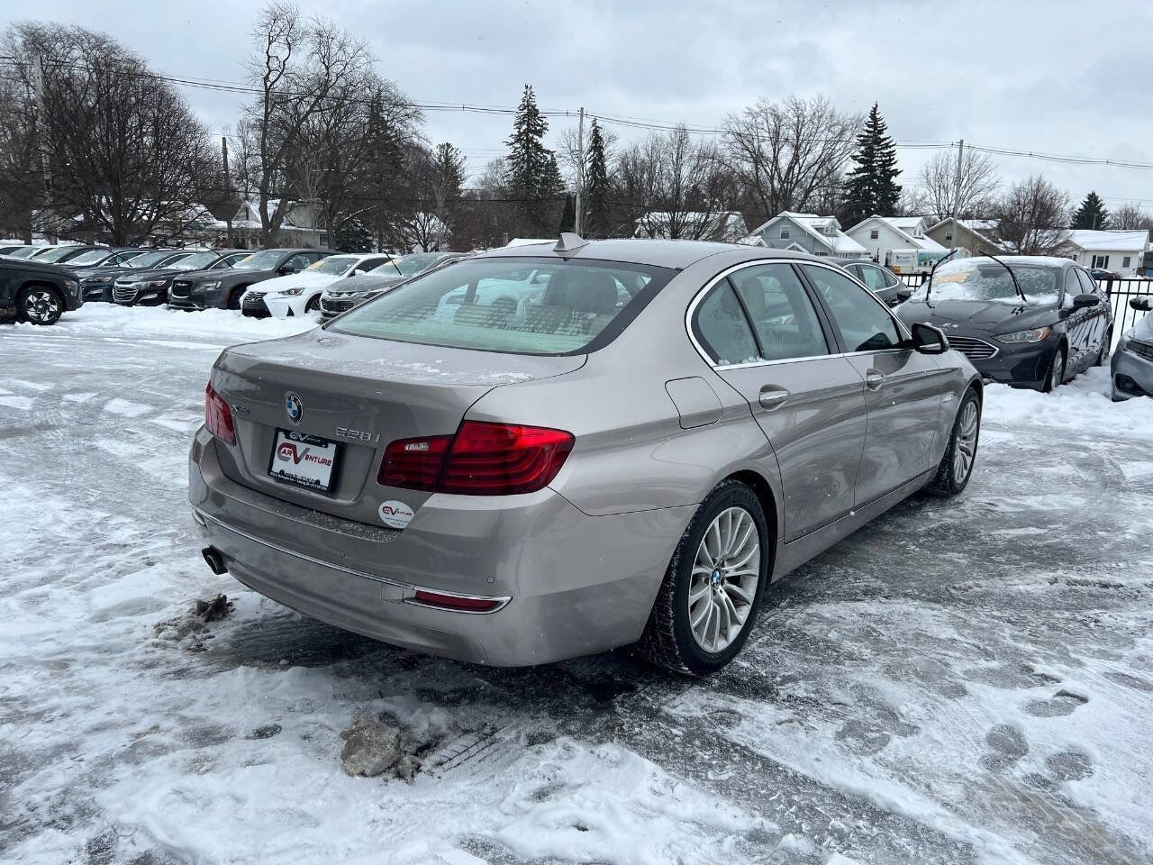Used 2015 BMW 528i xDrive Sedan image 6