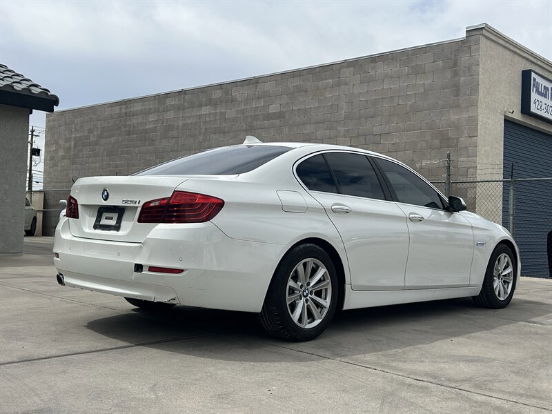 Used 2016 BMW 528i Sedan RWD image 6
