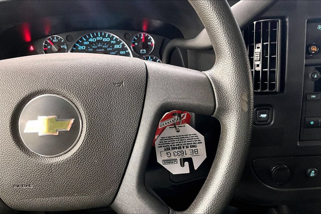 Used 2025 Chevrolet Express 2500 w/ Driver Convenience Package RWD image 18
