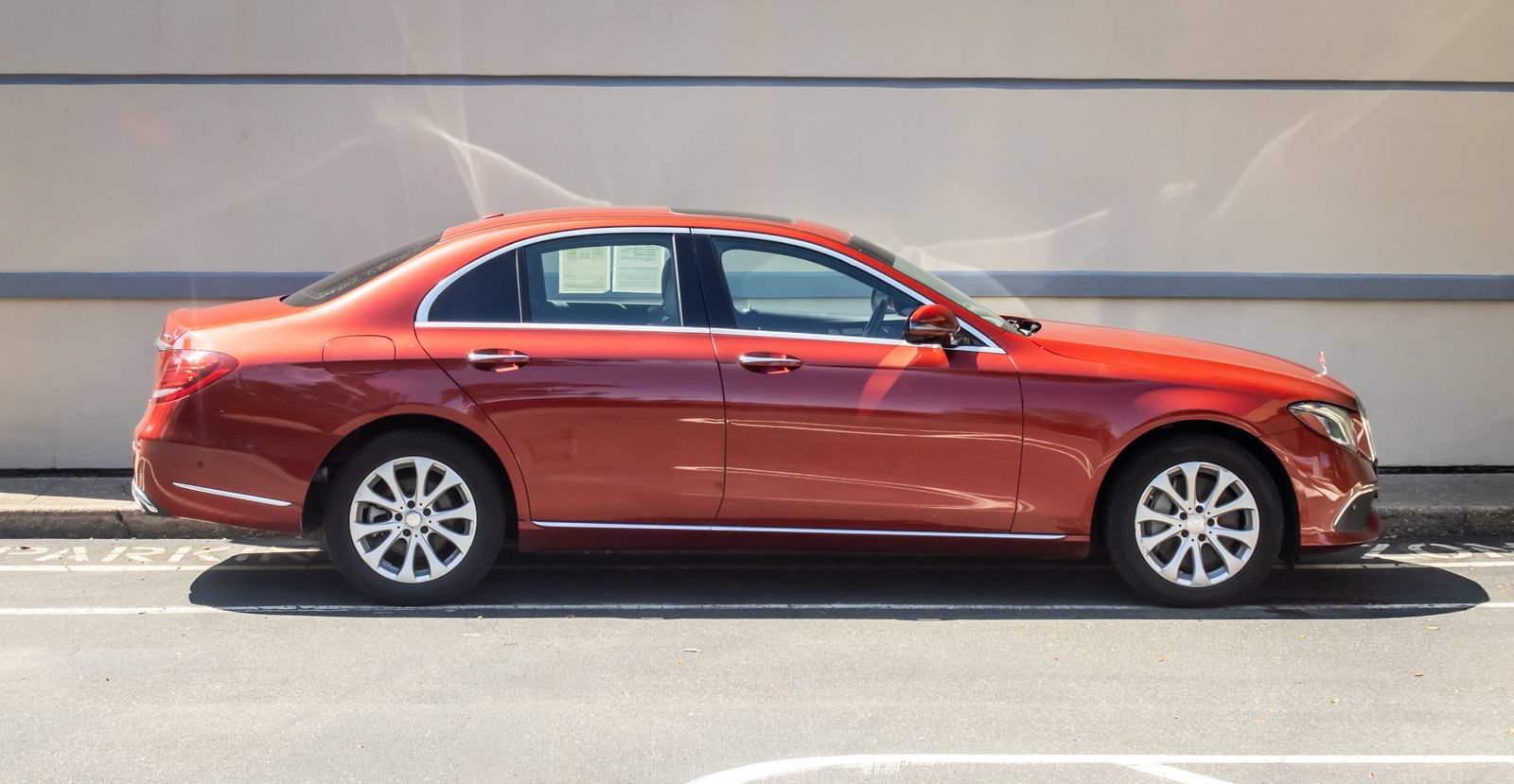 Used 2017 Mercedes-Benz E 300 4MATIC w/ Premium 1 Package image 9