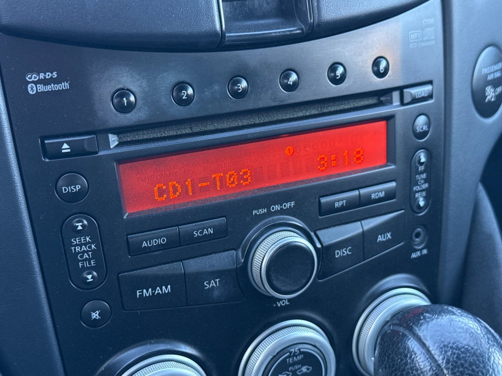 Used 2010 Nissan 370Z Touring image 14