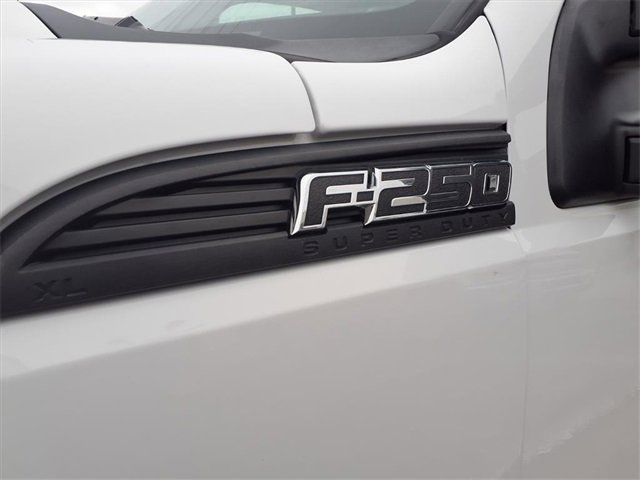 Used 2015 Ford F250 XL image 25
