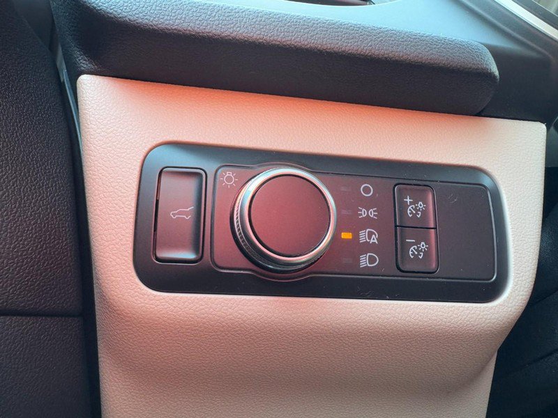 Used 2021 Ford Escape SE w/ Convenience Package image 22