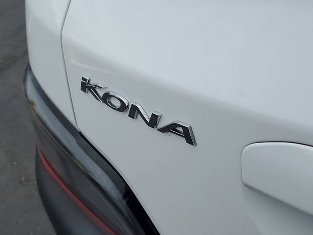 Used 2023 Hyundai Kona SE w/ Cargo Package AWD/4WD image 8