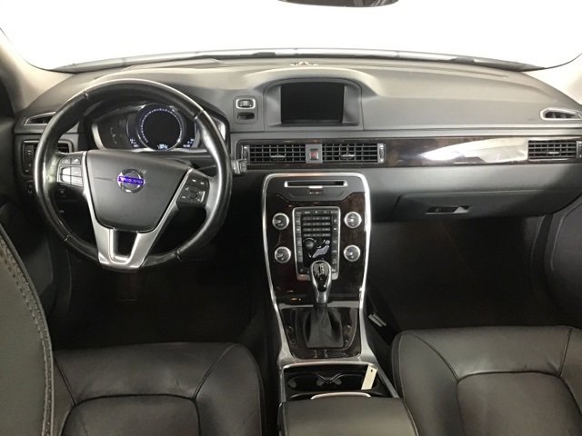 Used 2016 Volvo XC70 T5 Platinum w/ Climate Package image 13