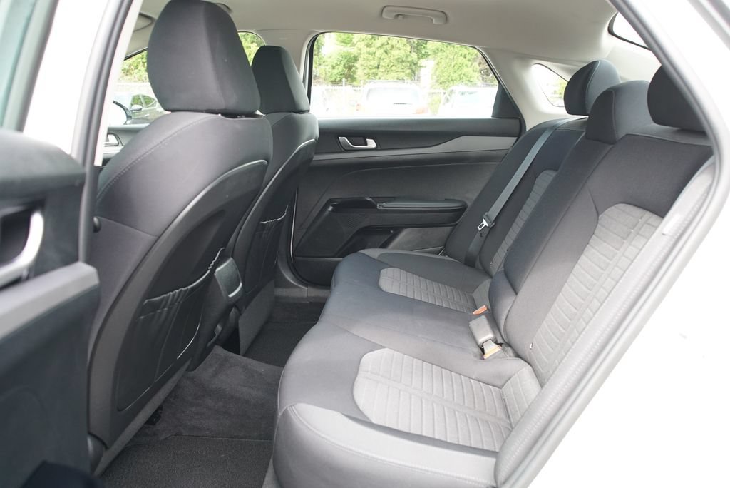 Used 2025 Kia K5 LXS FWD image 11