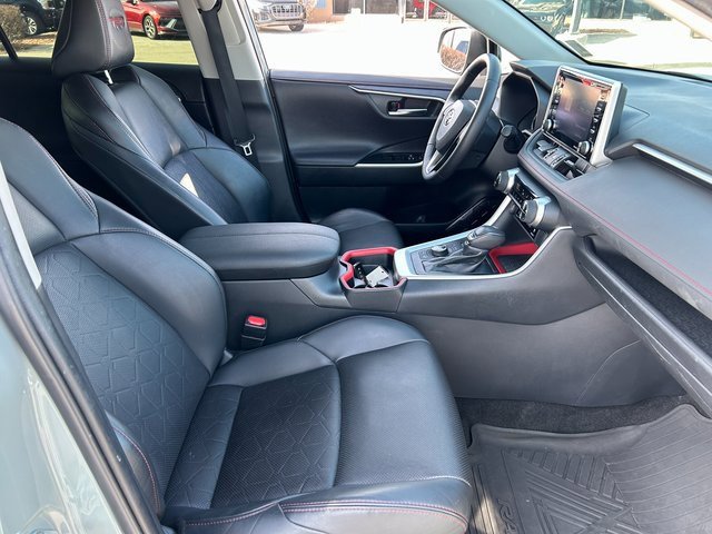 Used 2021 Toyota RAV4 TRD Off-Road image 36