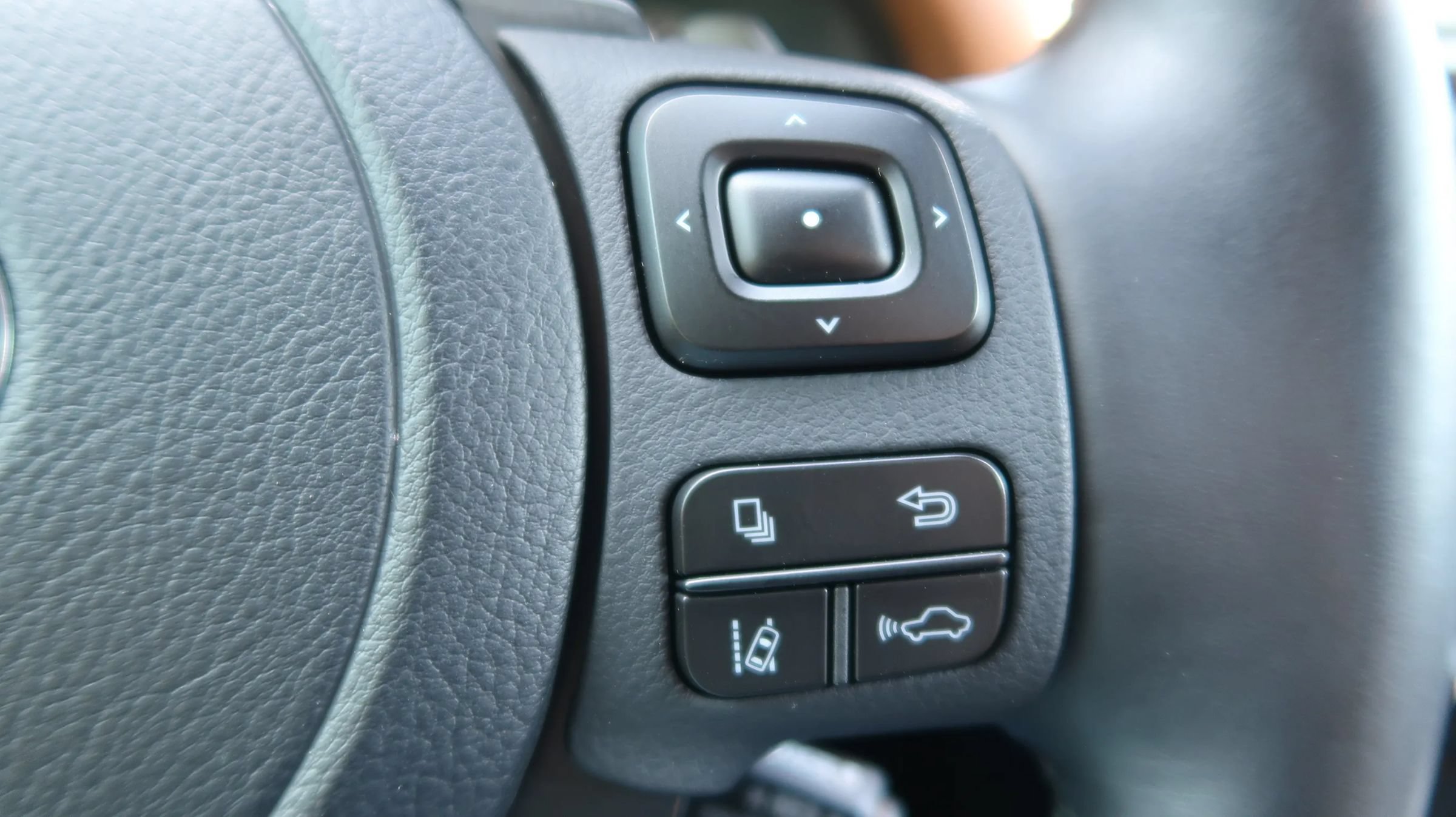 Used 2025 Lexus IS 300 F Sport AWD/4WD image 37