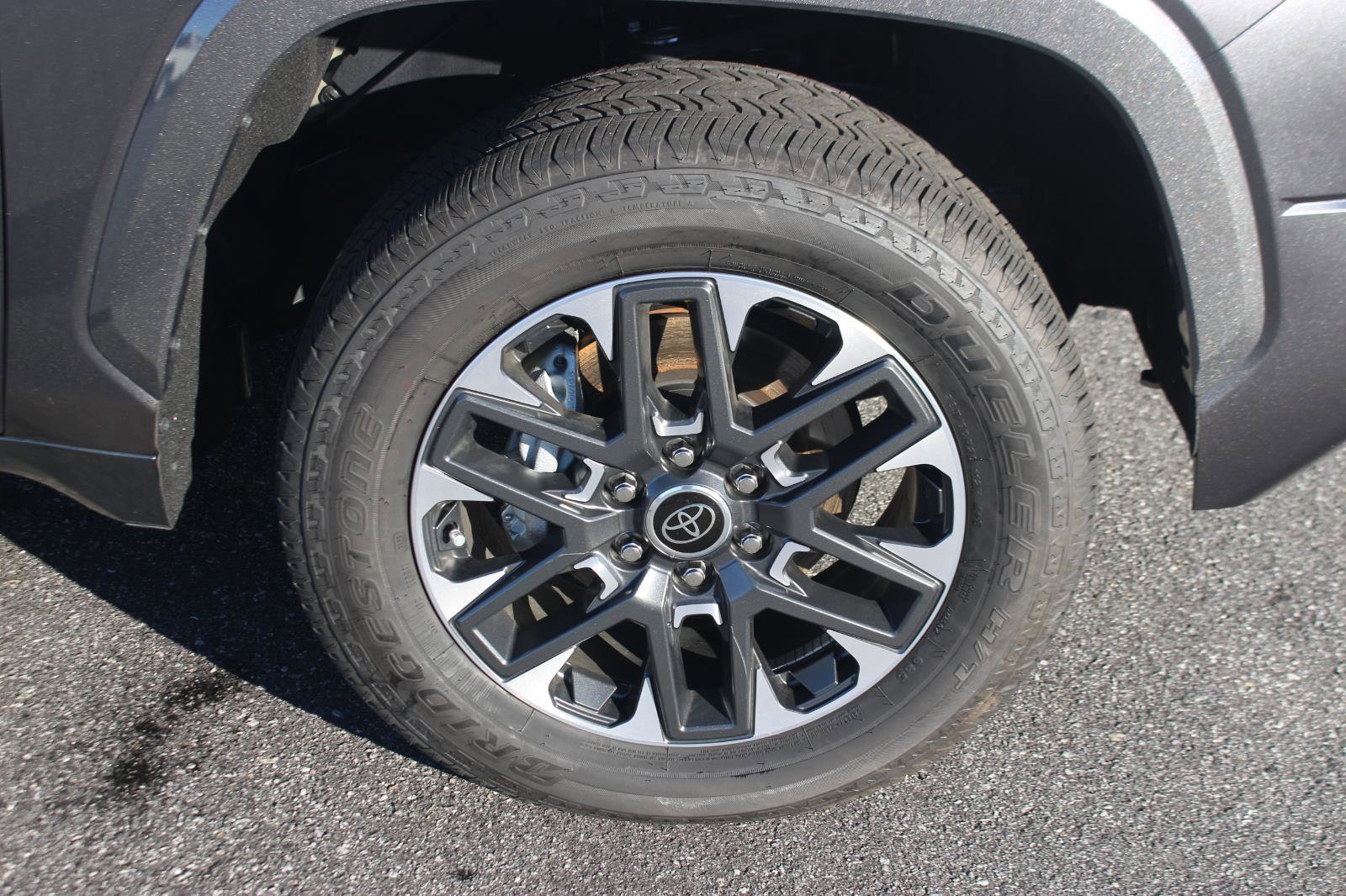 Used 2024 Toyota Tundra Limited w/ Power Package image 41