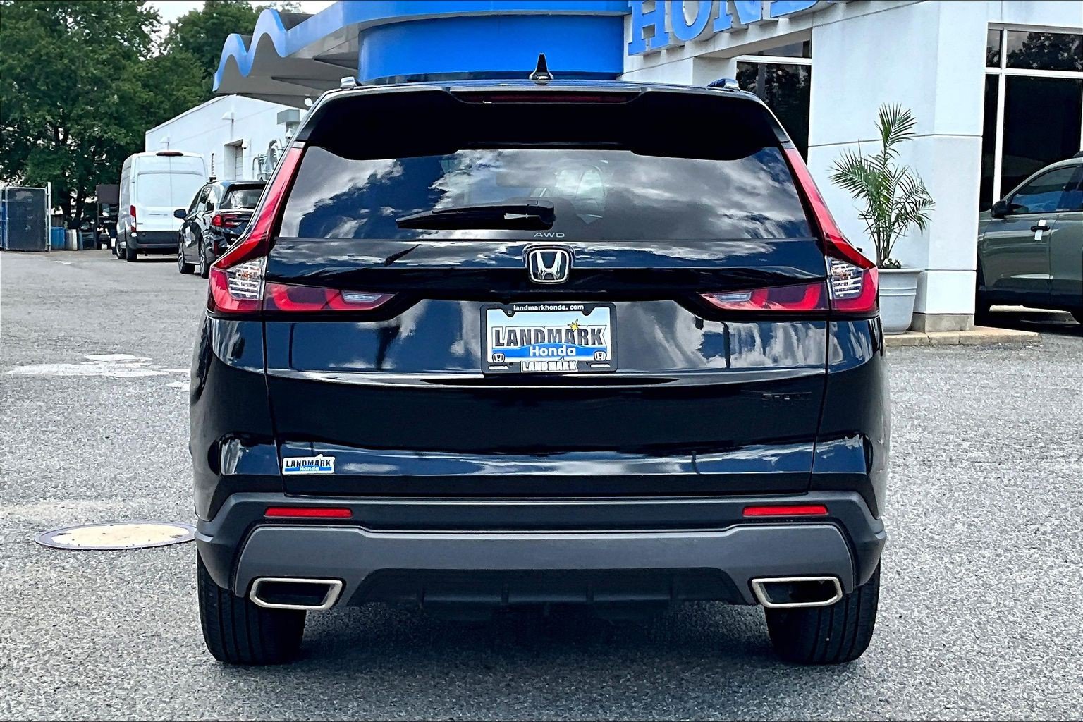 Used 2023 Honda CR-V Sport image 4