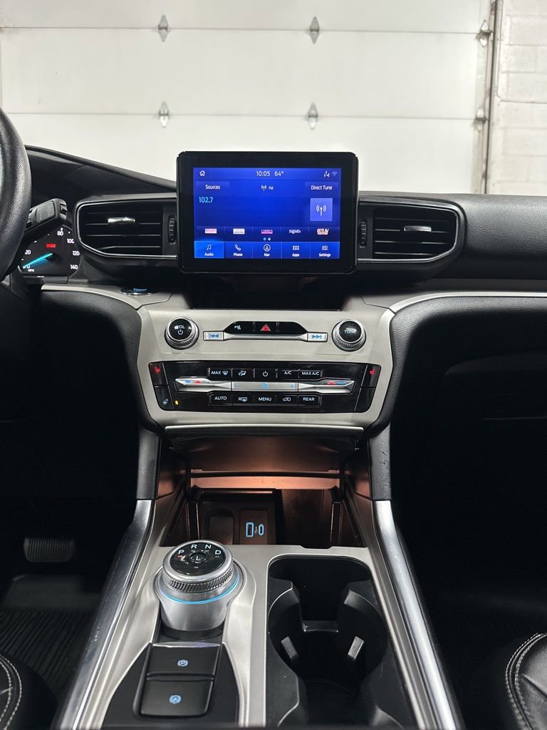 Used 2023 Ford Explorer XLT w/ Equipment Group 202A image 26