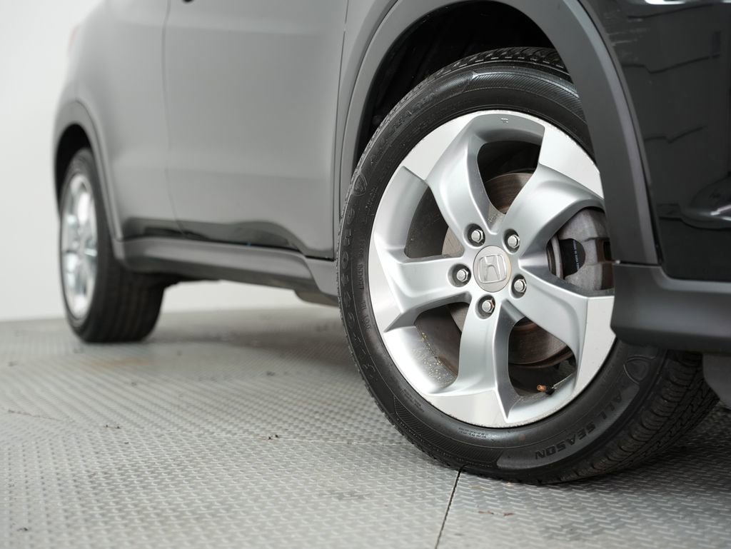 Used 2017 Honda HR-V EX image 17