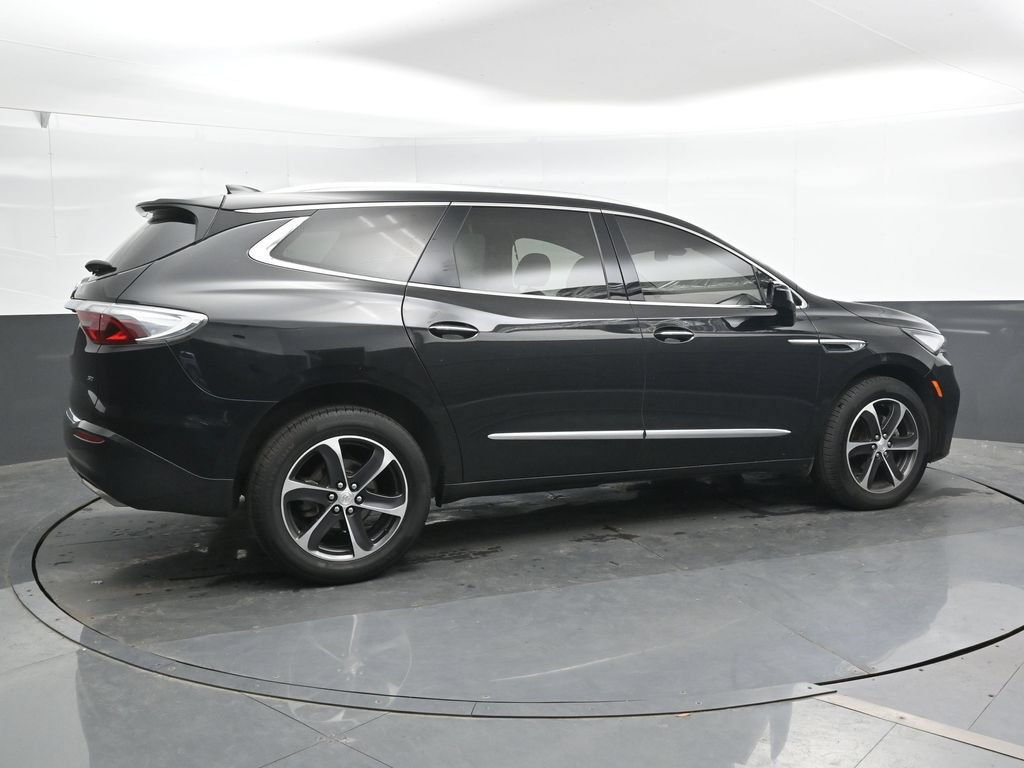 Used 2022 Buick Enclave Essence w/ Experience Buick Package AWD/4WD image 2