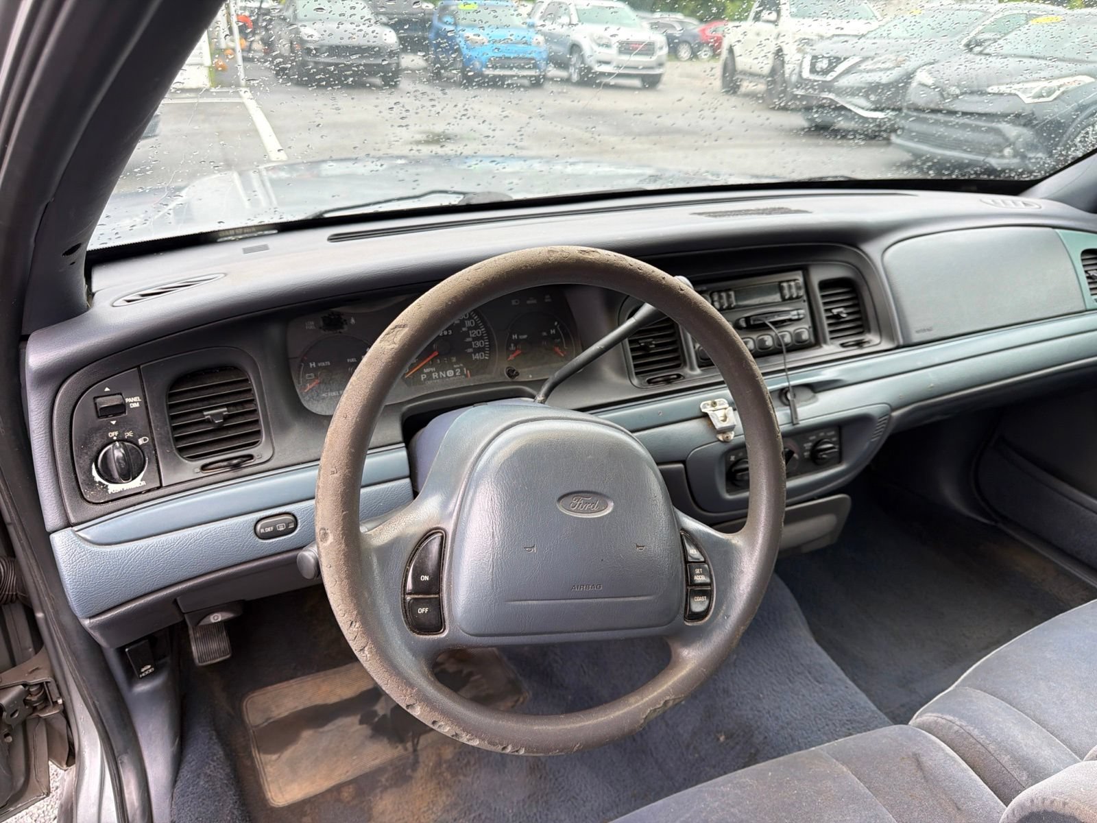 Used 1999 Ford Crown Victoria Police Interceptor RWD image 8