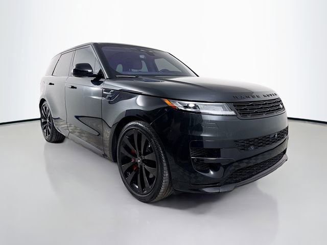 Certified 2023 Land Rover Range Rover Sport SE Dynamic image 3