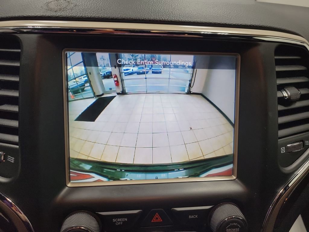 Used 2016 Jeep Grand Cherokee Laredo 75th Anniversary image 47