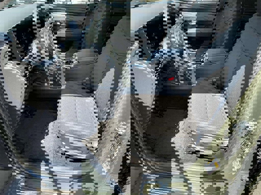 New 2026 Hyundai Tucson SE image 13