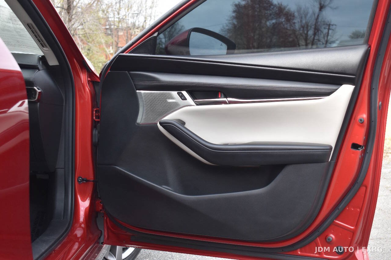 Used 2020 MAZDA MAZDA3 AWD Sedan w/ Preferred Package image 10