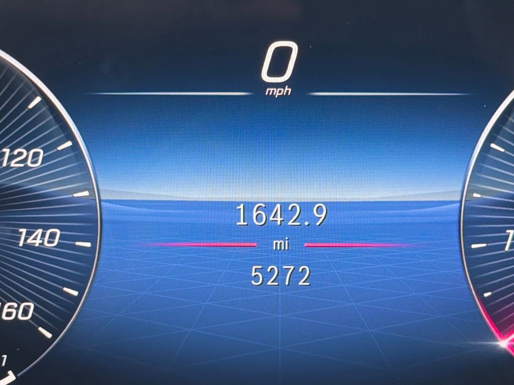 Used 2026 Mercedes-Benz GLE 350 4MATIC image 4