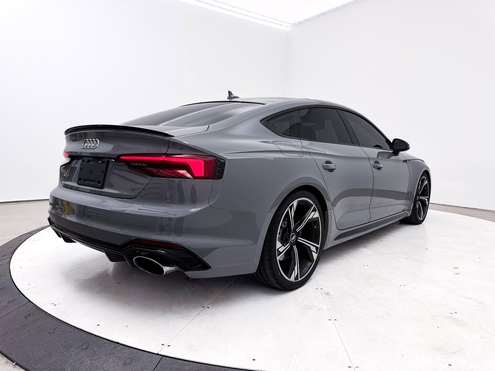 Used 2019 Audi RS 5 Sportback w/ Black Optic Package image 20