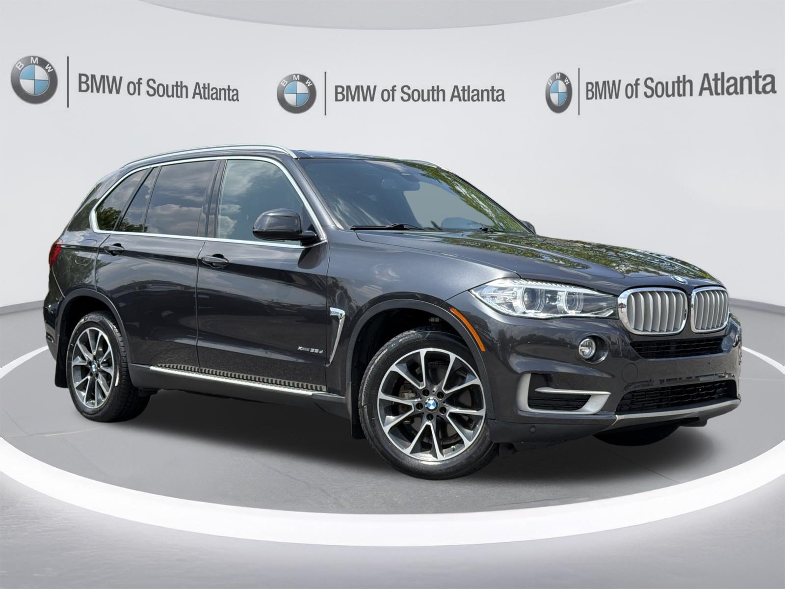 Used 2018 BMW X5 xDrive35d w/ M Sport Package AWD/4WD image 2