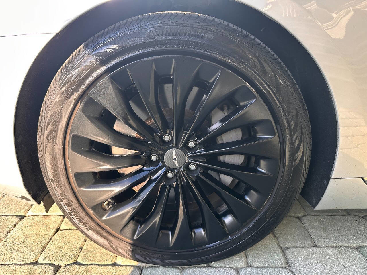 Used 2017 Genesis G90 5.0 Ultimate image 31