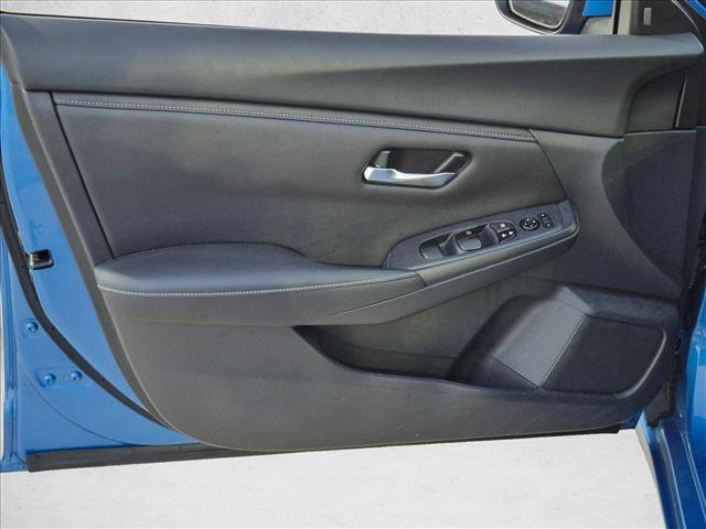 Used 2023 Nissan Sentra SV FWD image 12