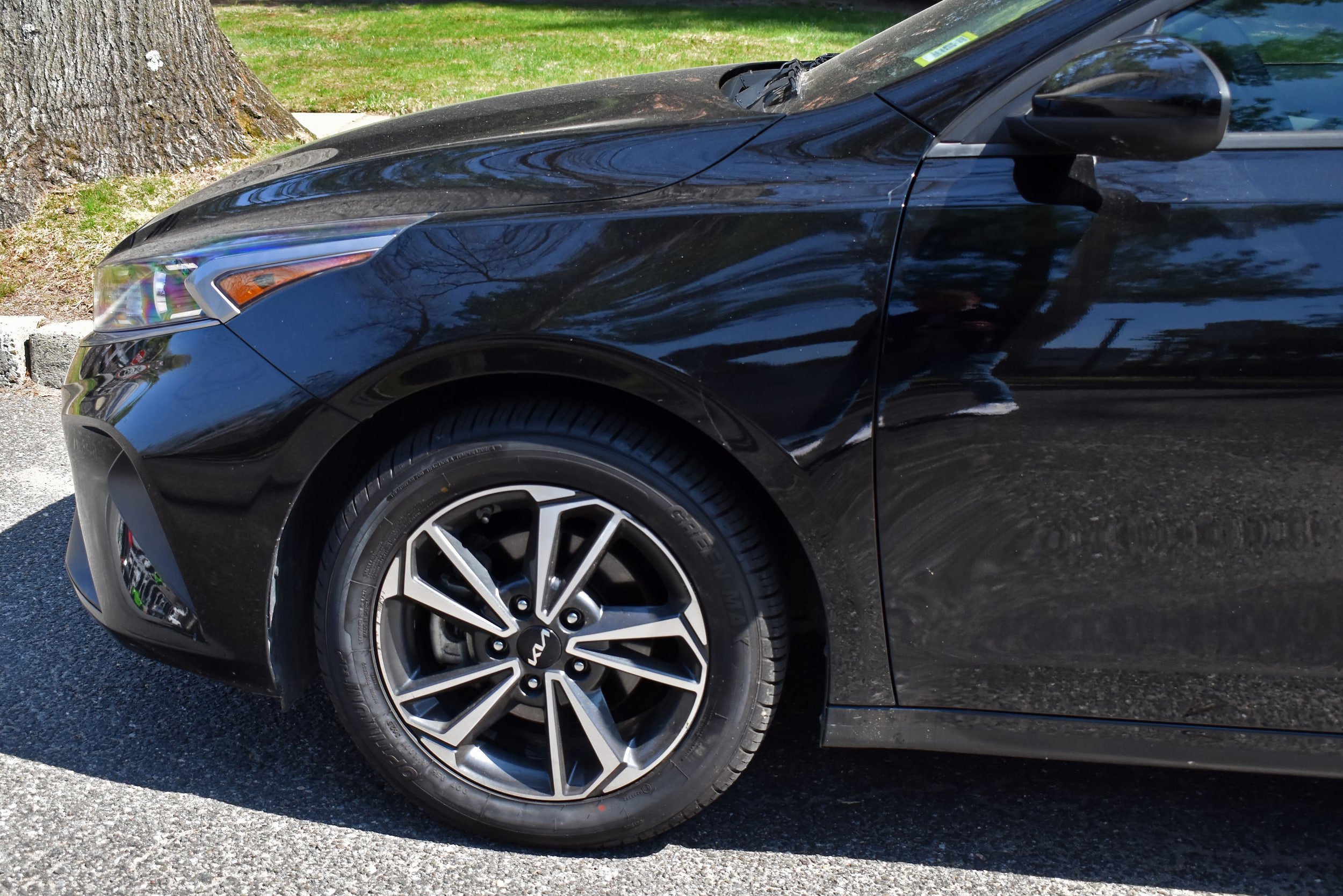 Used 2022 Kia Forte LXS FWD image 14