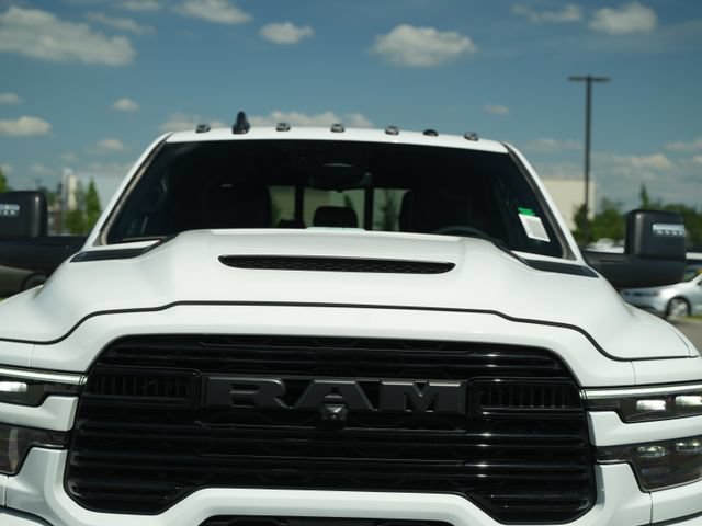 New 2026 RAM 3500 Laramie AWD/4WD image 45