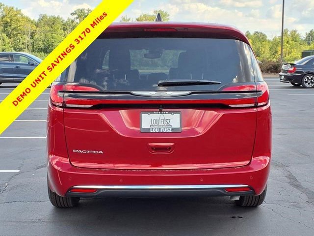 New 2026 Chrysler Pacifica Select image 20