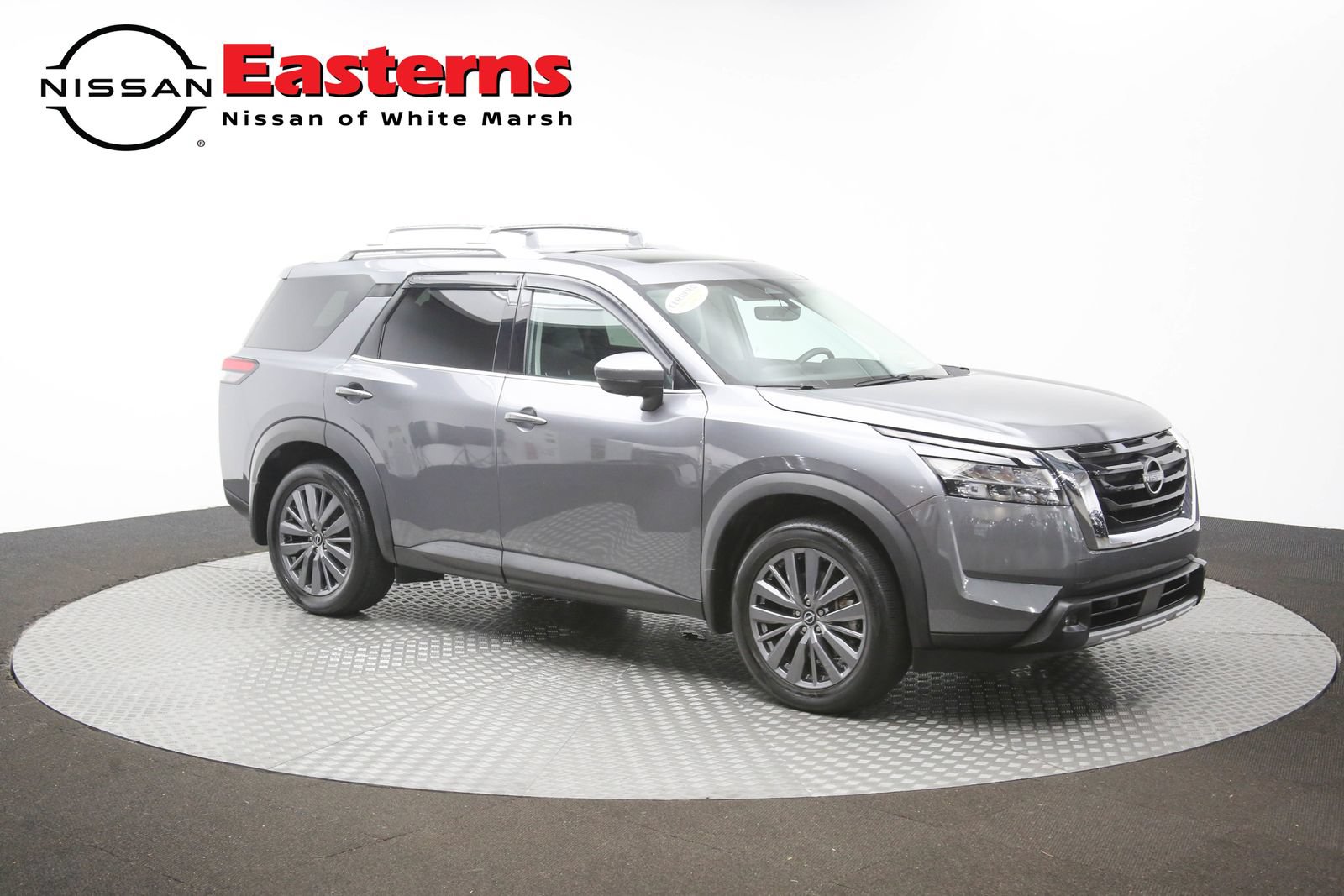 Used 2024 Nissan Pathfinder SL AWD/4WD image 48