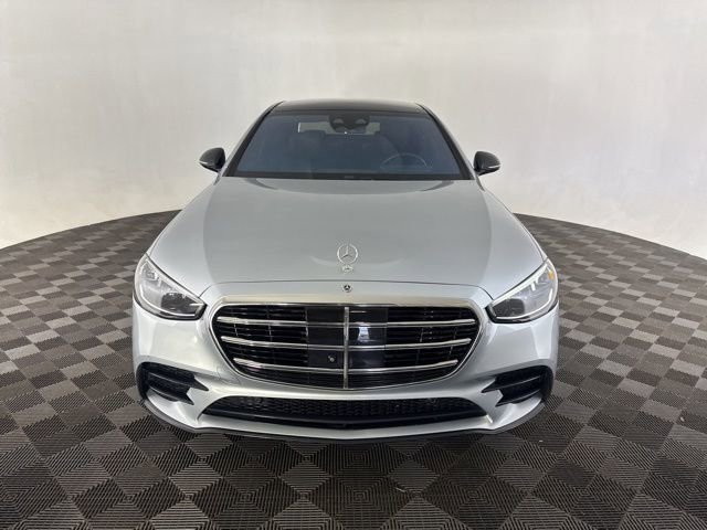 Used 2022 Mercedes-Benz S 500 4MATIC image 3