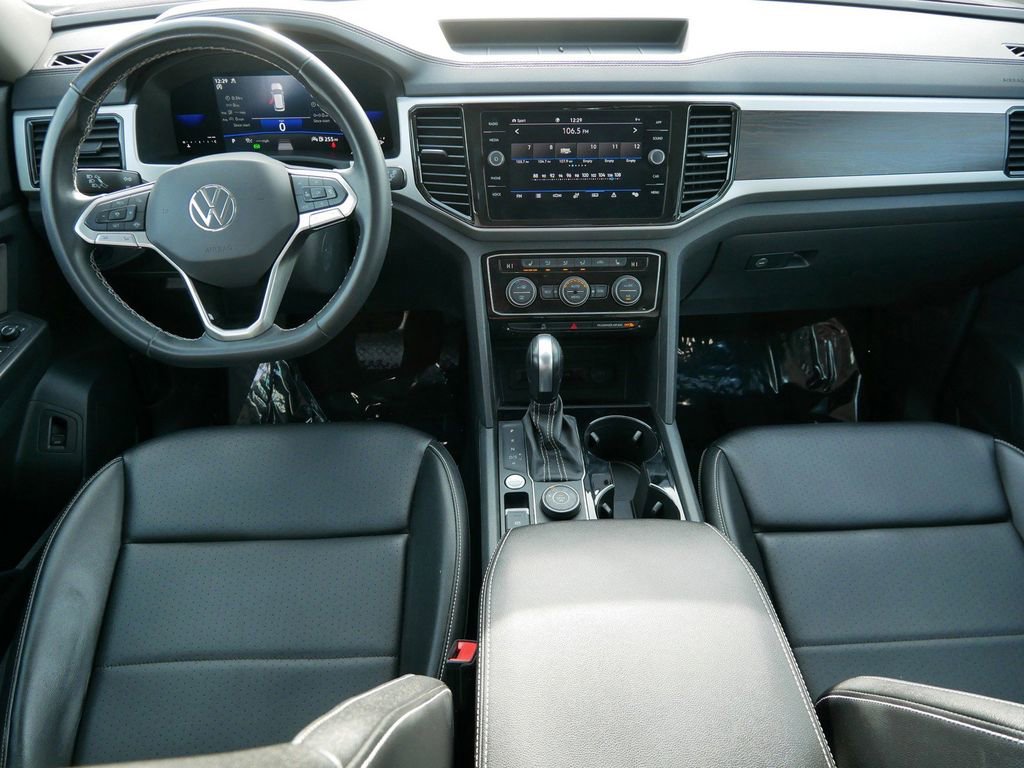 Used 2022 Volkswagen Atlas SE image 15