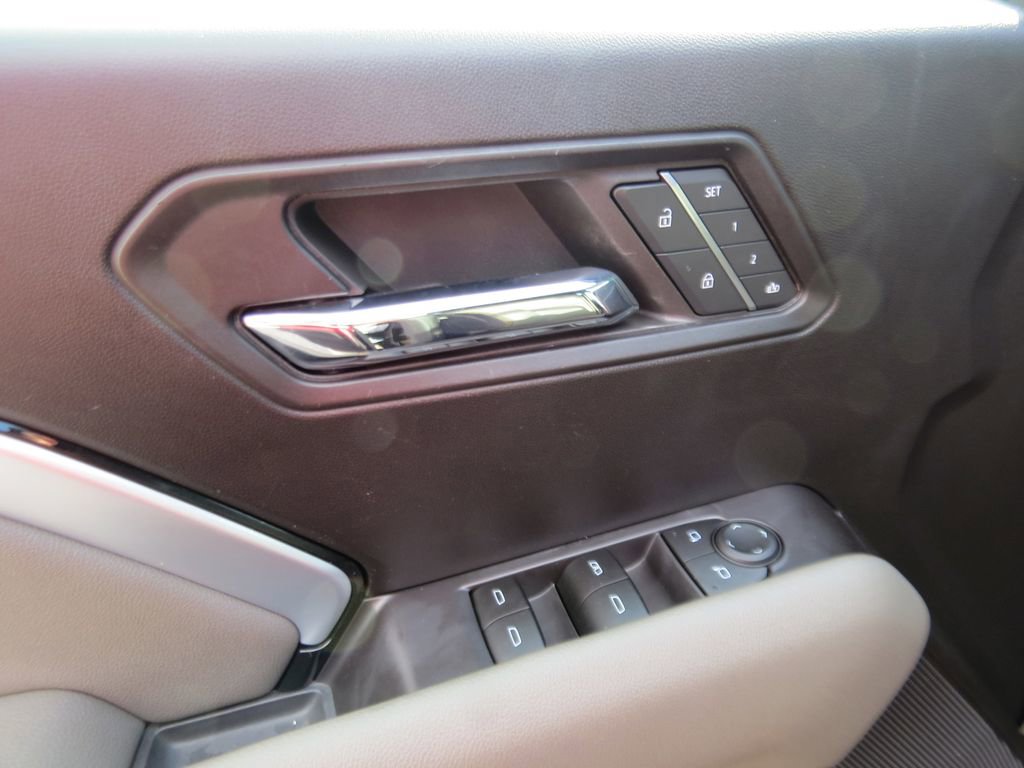 Certified 2023 Chevrolet Colorado ZR2 w/ ZR2 Convenience Package III image 23