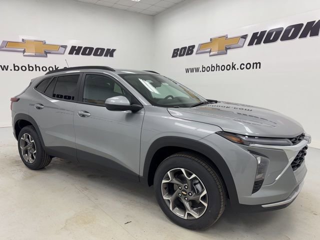 New 2026 Chevrolet Trax LT w/ Driver Confidence Package image 3