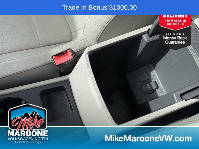 Used 2017 Volkswagen Passat 1.8T R-Line image 21