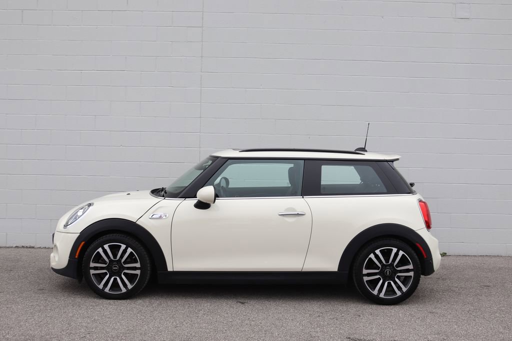 Used 2019 MINI Cooper S w/ Premium Package image 7