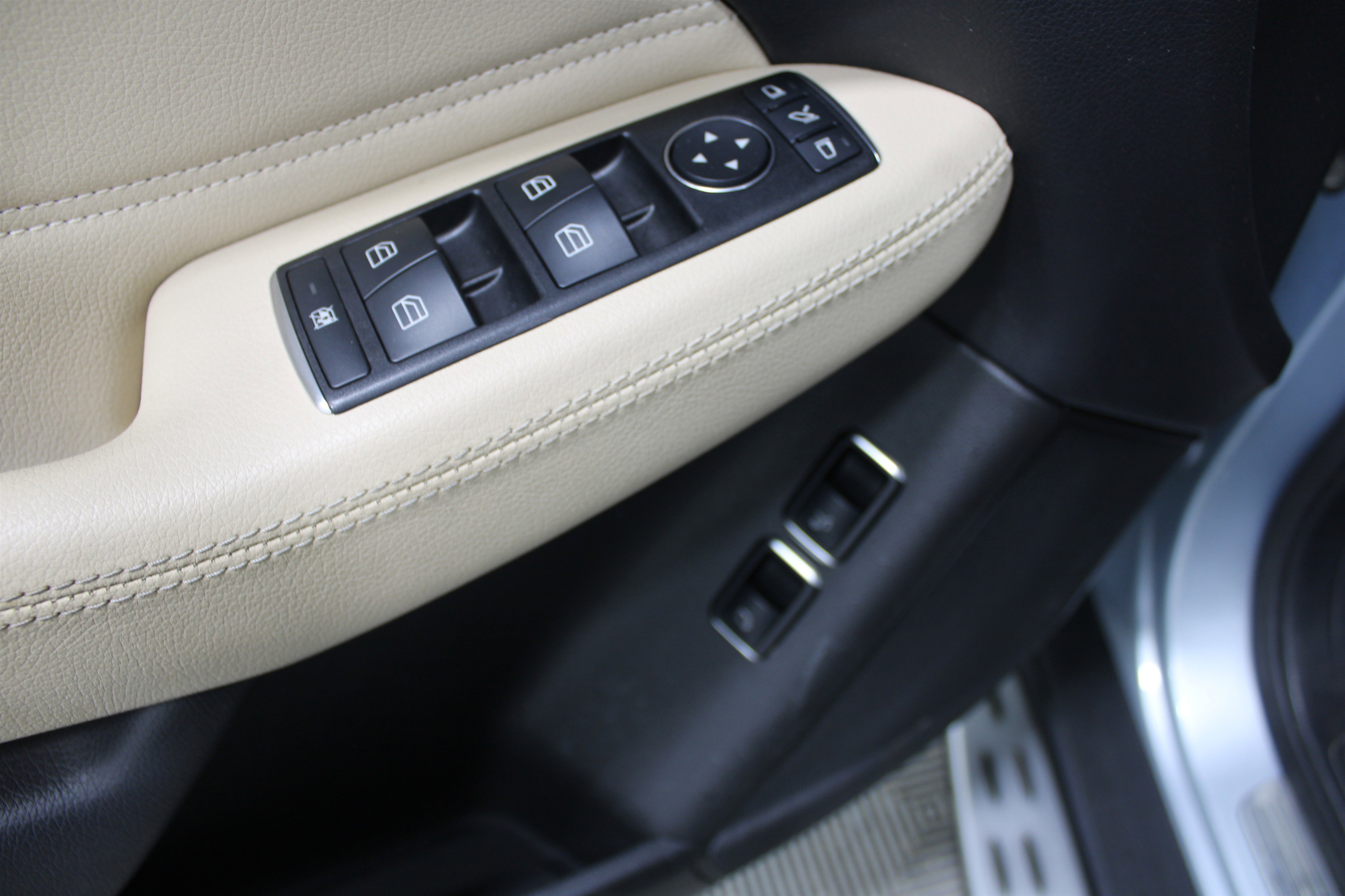 Used 2018 Mercedes-Benz GLS 450 4MATIC image 7