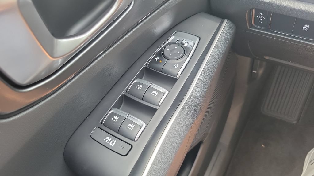New 2026 Kia Sorento LX FWD image 18