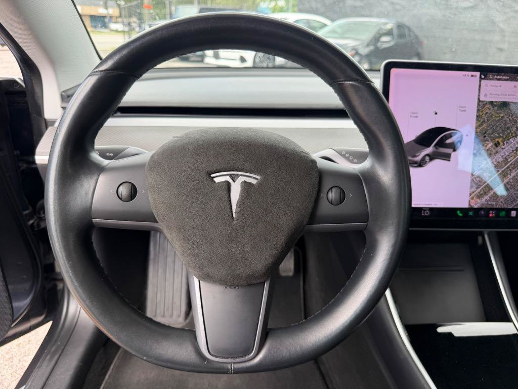 Used 2018 Tesla Model 3 Long Range AWD/4WD image 19