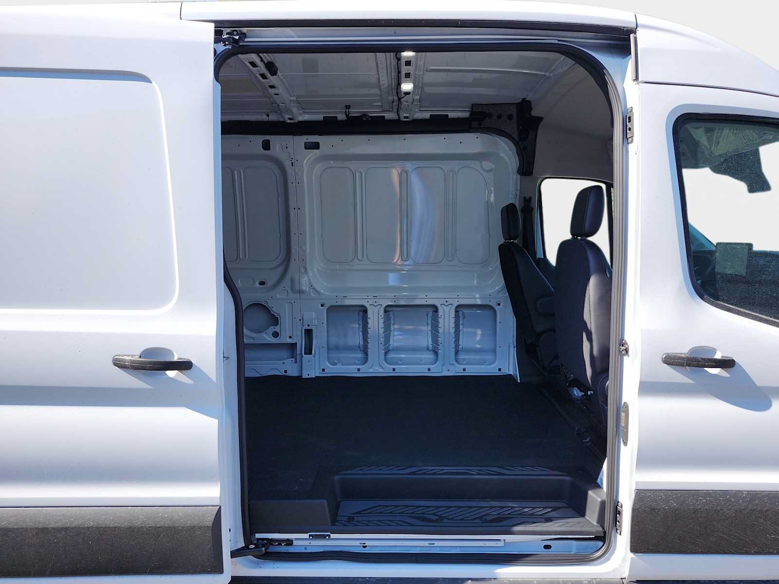 New 2026 Ford Transit 250 148 Medium Roof Extended AWD image 15