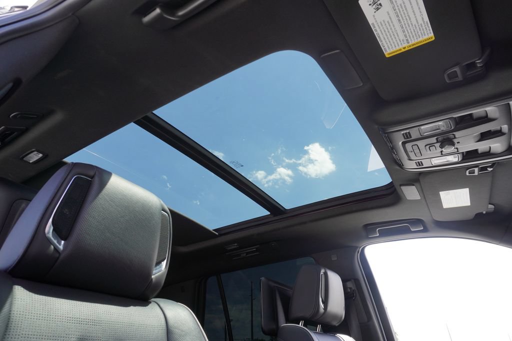 Certified 2023 Cadillac Escalade Premium Luxury w/ LPO, Radiant Package AWD/4WD image 14