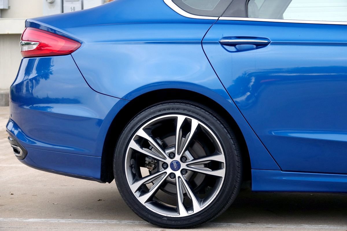 Used 2018 Ford Fusion SE w/ Fusion SE Technology Package image 27