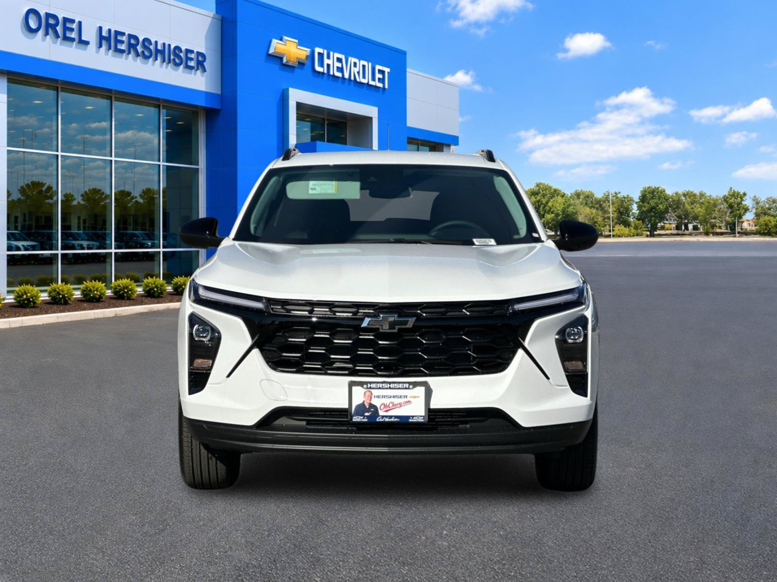 New 2026 Chevrolet Trax LT w/ Driver Confidence Package FWD image 9