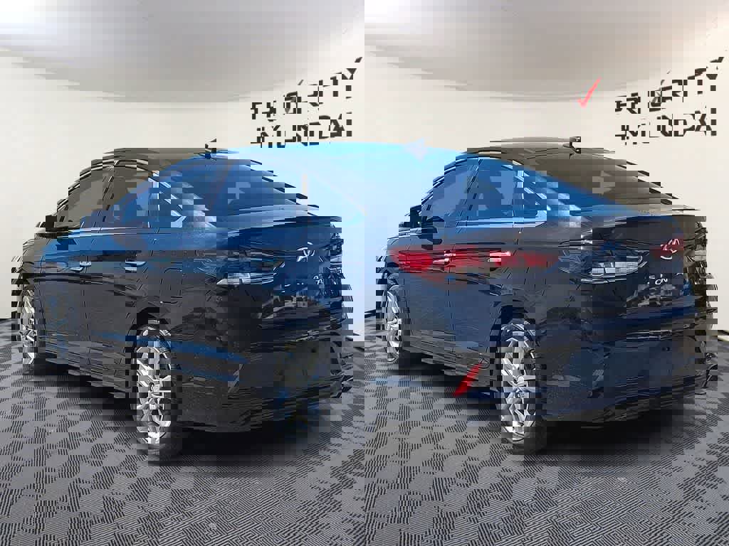 Used 2018 Hyundai Sonata SEL w/ Tech Package 02 image 6