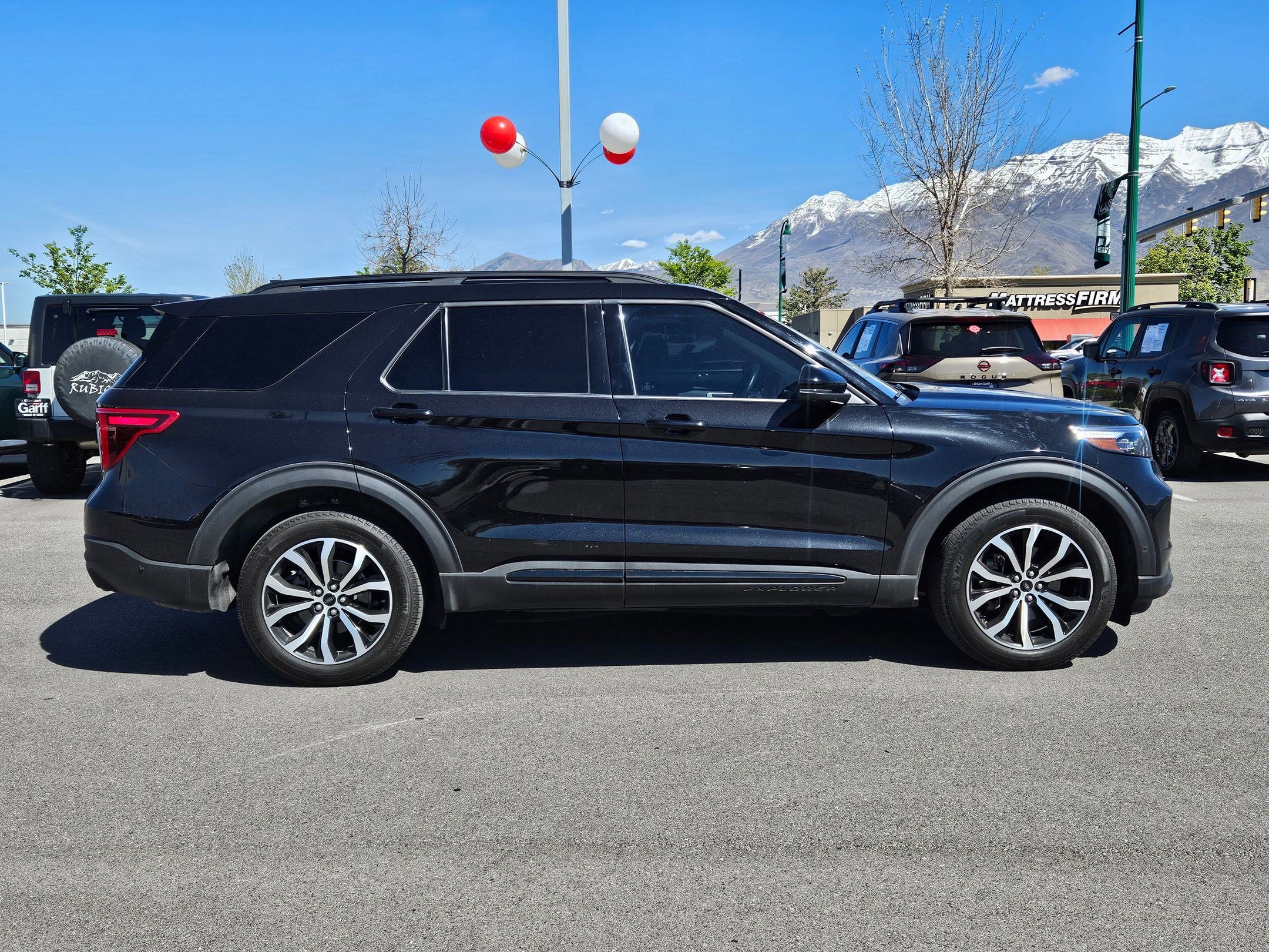 Used 2021 Ford Explorer ST w/ Equipment Group 401A AWD/4WD image 2