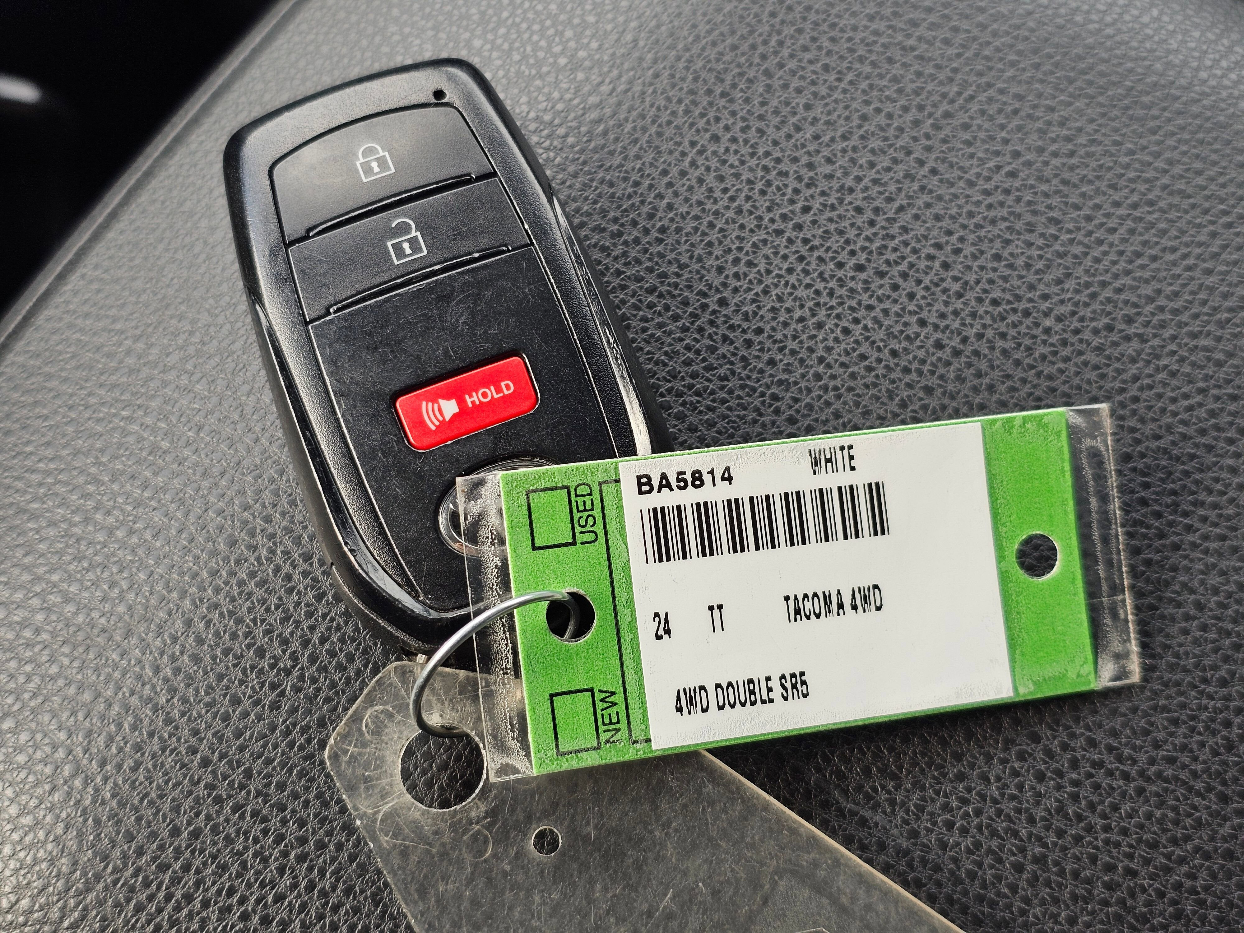 Used 2024 Toyota Tacoma SR5 image 32