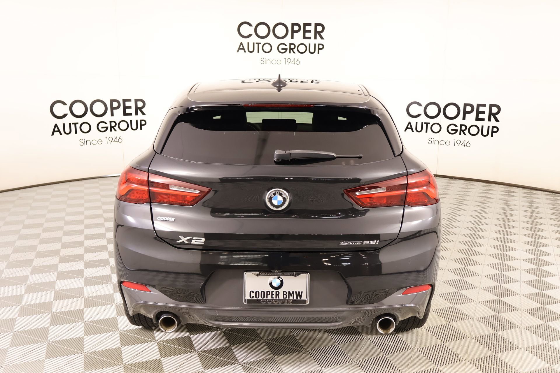 Used 2023 BMW X2 sDrive28i w/ M Sport Package image 22