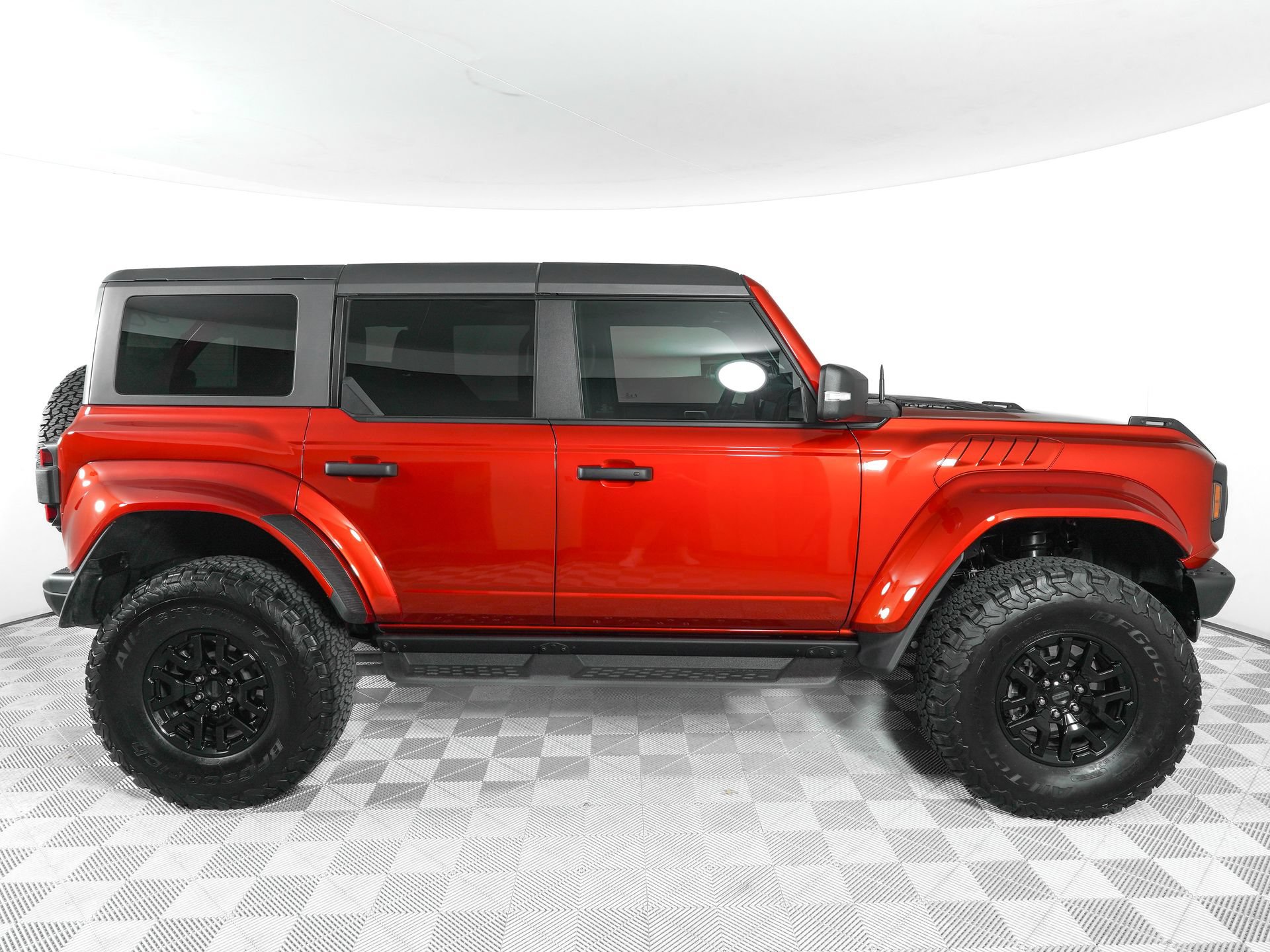 Used 2024 Ford Bronco Raptor w/ Interior Carbon Fiber Pack 6 AWD/4WD image 3